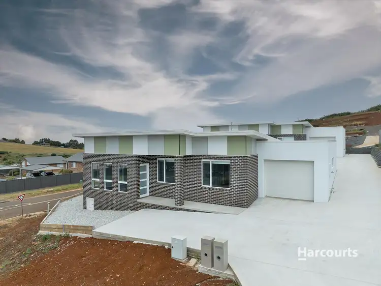 Units 1 & 2/39 Loongana Avenue, Shorewell Park TAS 7320