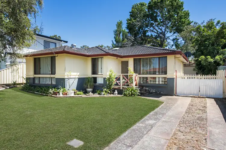 17 Wahroonga Road, Wyongah NSW 2259