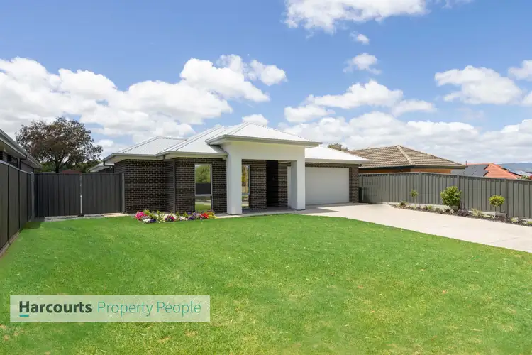 14 Warburton Road, Valley View SA 5093