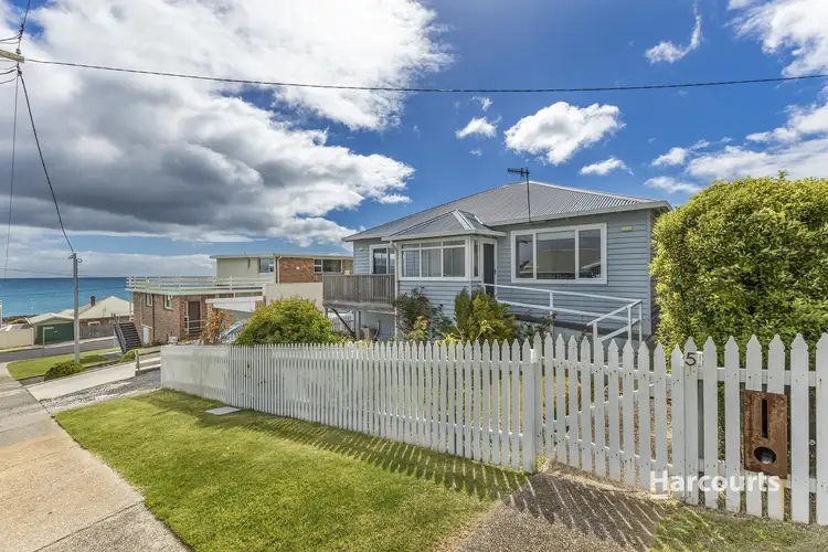 5 Wood Street, Parklands TAS 7320