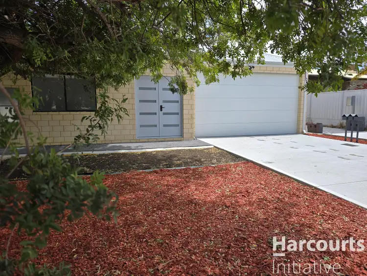 25A Walderton Avenue