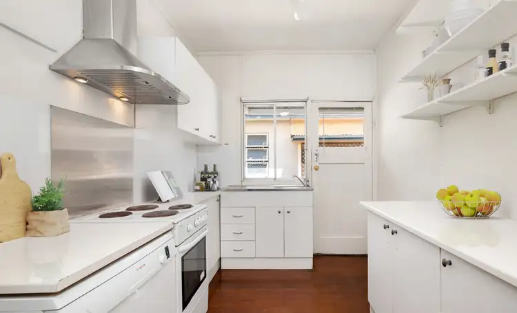 2/70 Longlands Street, East Brisbane QLD 4169