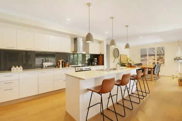 Fourth view of Homely house listing, 39 Donovans Way, Mansfield VIC 3722