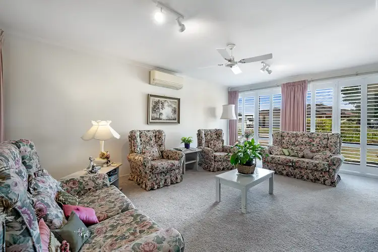 Second view of Homely house listing, 32 Oxford Drive, Lake Haven NSW 2263