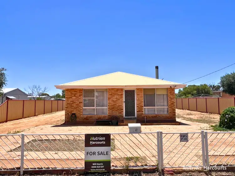 36 Duff Street, Merredin WA 6415