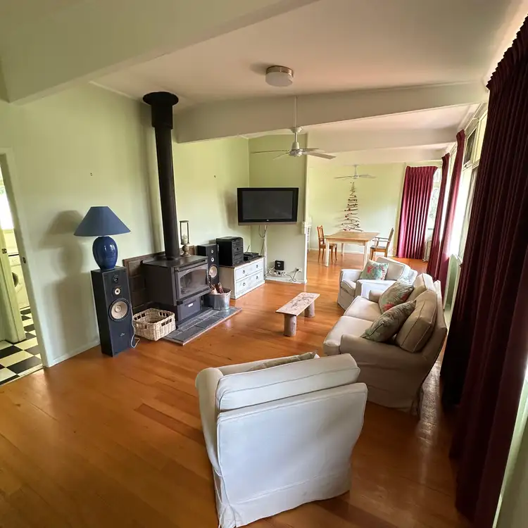 Second view of Homely house listing, 2/937 Upton Rd, Avenel VIC 3664