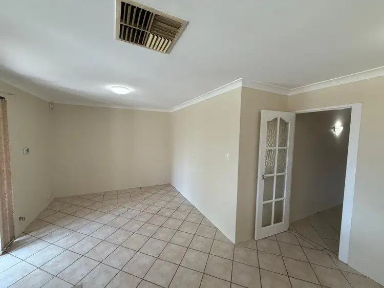 Fifth view of Homely house listing, 7 Lowden Court, Parkwood WA 6147