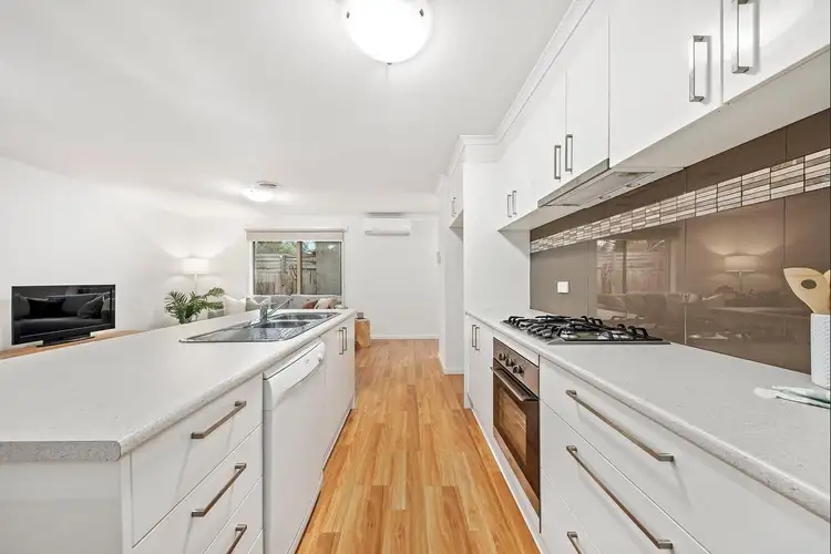 Fifth view of Homely unit listing, 2/21 James Street, Frankston VIC 3199