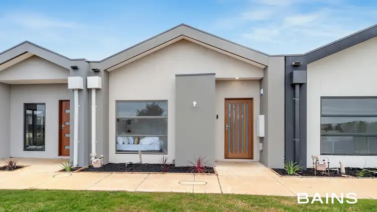 115 Bingham Circuit, Thornhill Park VIC 3335