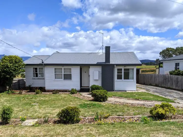 150 Emu Bay Road, Deloraine TAS 7304