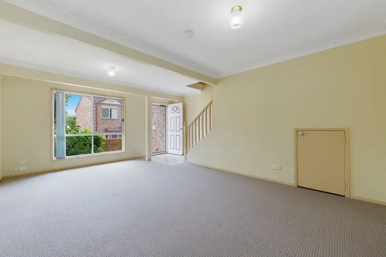 74/3809 Pacific Highway, Tanah Merah QLD 4128