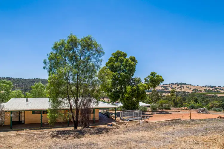 93 Pioneer Drive, Bindoon WA 6502