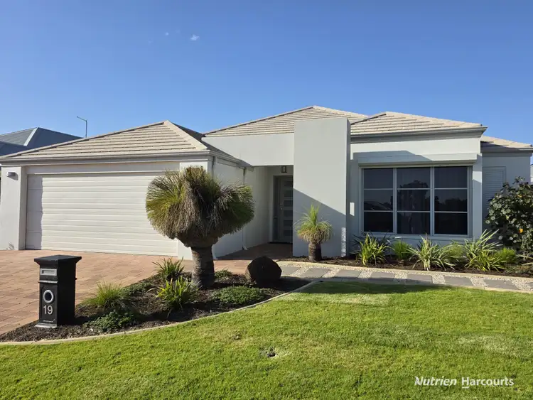 19 Hatfield Road, Ellenbrook WA 6069