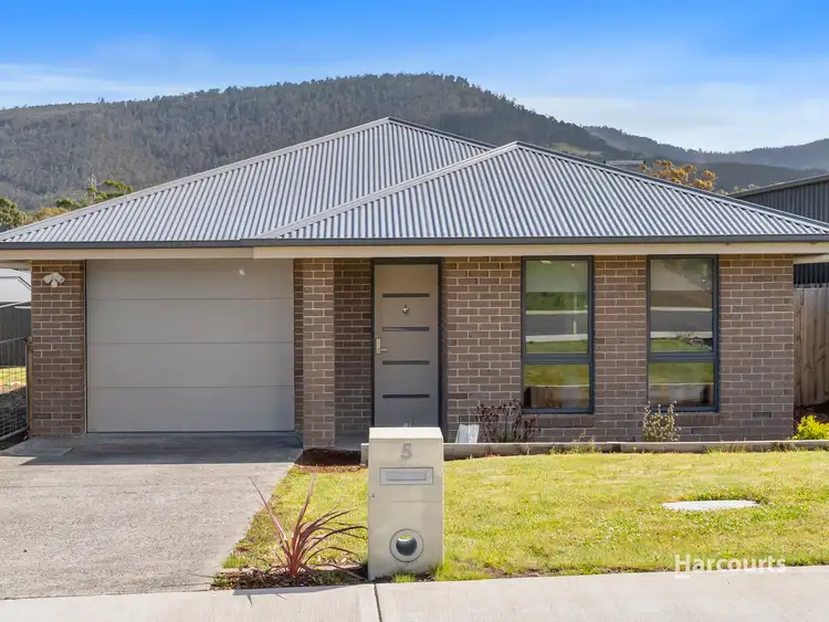 5 Barnes Court, New Norfolk TAS 7140