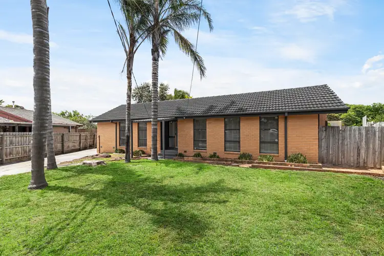 8 Aitape Court, Hastings VIC 3915