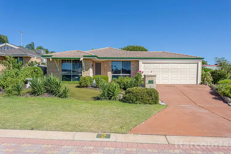 2 Lamas Grove, Landsdale WA 6065