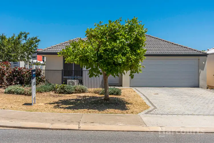 296 Peelwood Parade, Halls Head WA 6210