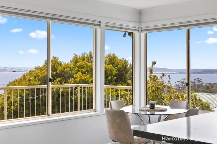 24 Jindabyne Road, Kingston Beach TAS 7050
