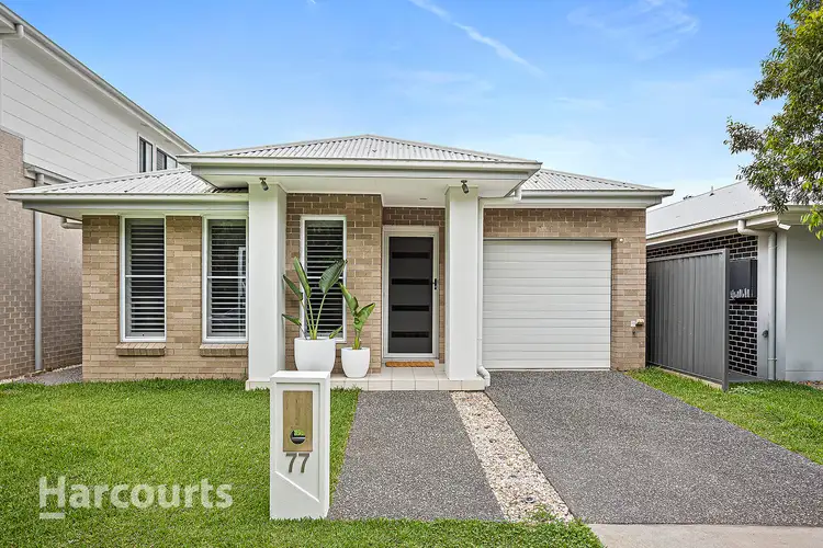 77 Brushgrove Circuit