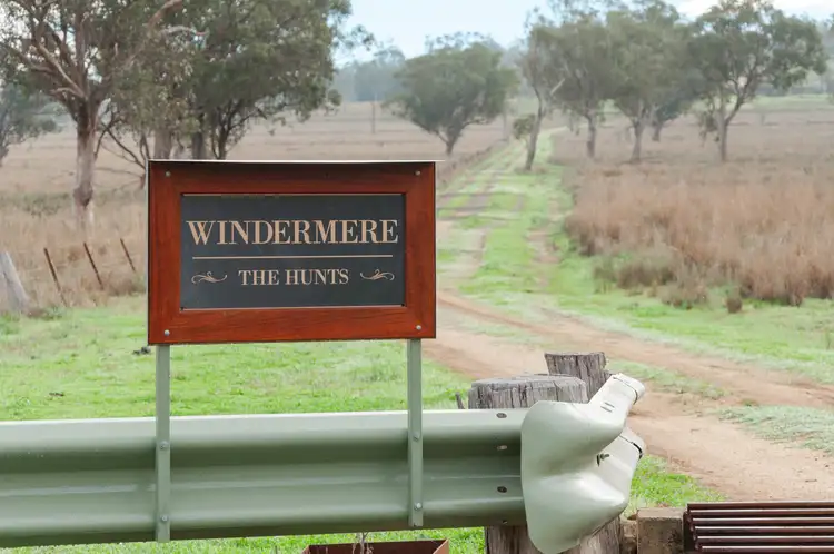 'Windermere' 5518 Golden Highway
