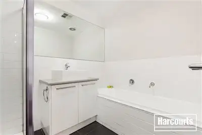 Sixth view of Homely unit listing, 2/17 Collins Crescent, Berwick VIC 3806