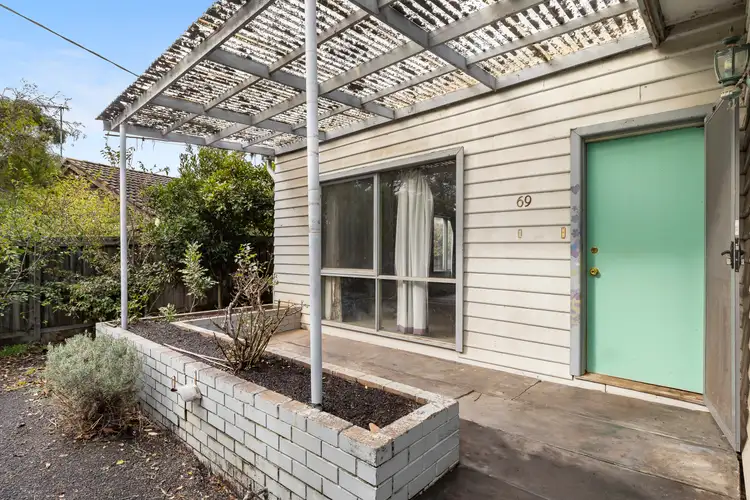 69 Martin Street