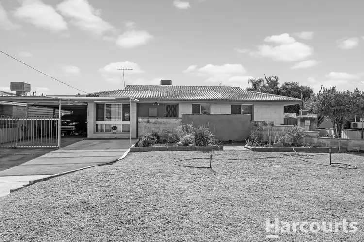 8 Brinton Close