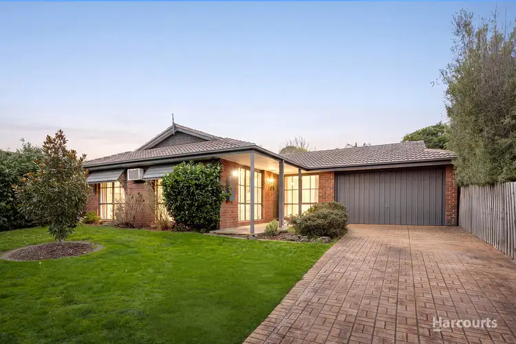45 Collins Crescent