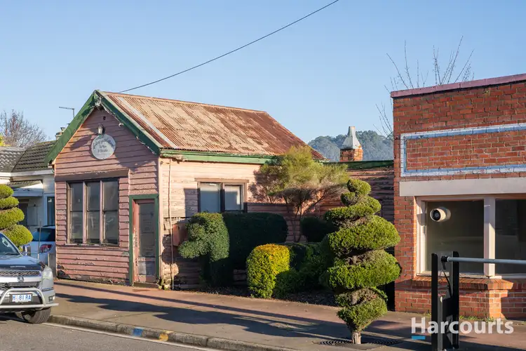 18-20 Foster Street