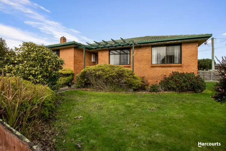16 Lockett Street