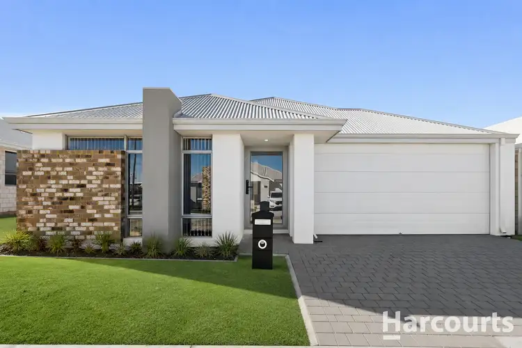 6 Bicheno Avenue