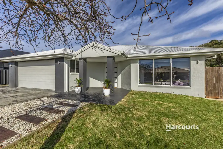7 Sandhaven Crescent