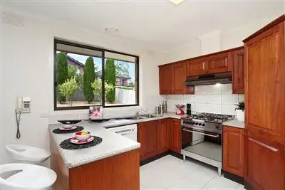 Fifth view of Homely house listing, 9 Woodleigh Crescent, Vermont South VIC