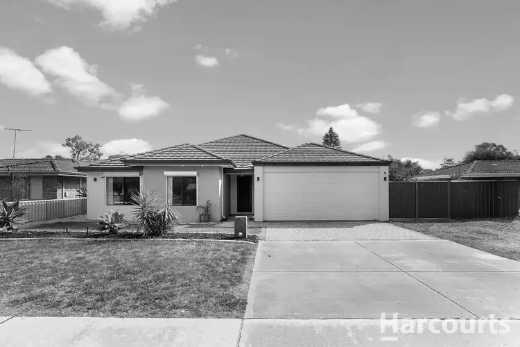 7 Harbord Avenue