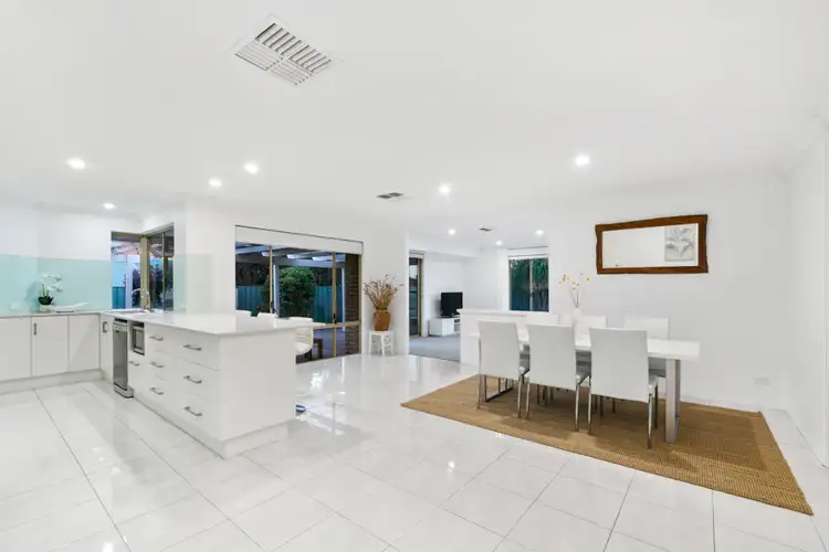 11 Blakers Ridge