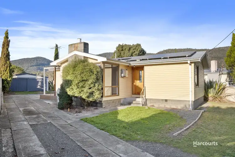 10 Tutton Avenue