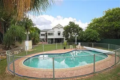 18a Clay St, Ipswich QLD