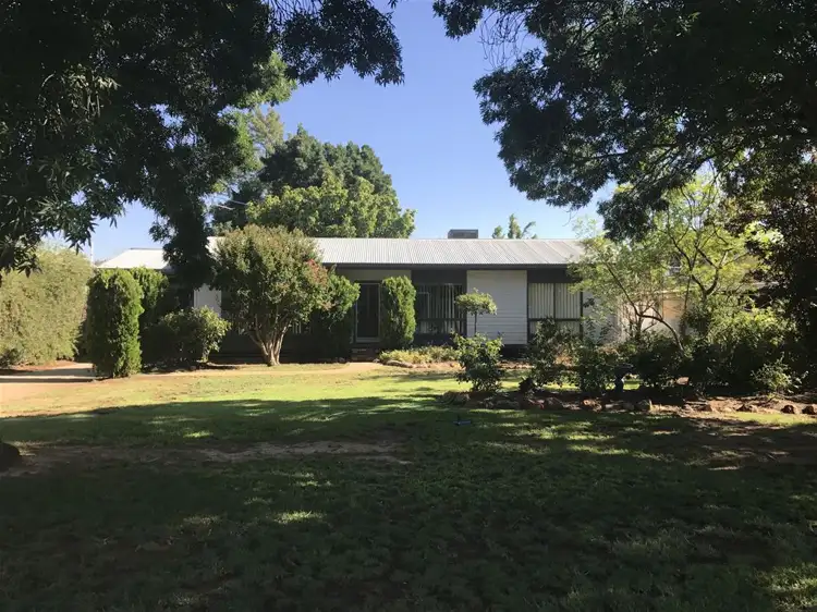 315 Macauley Street, Hay NSW 2711