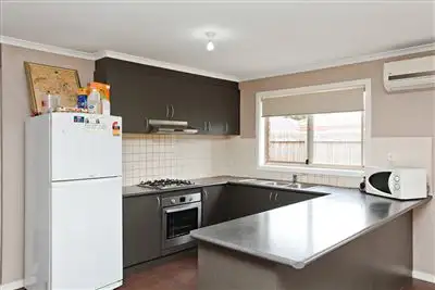 Fourth view of Homely unit listing, 1/9 Swinburne Court, Truganina VIC 3029