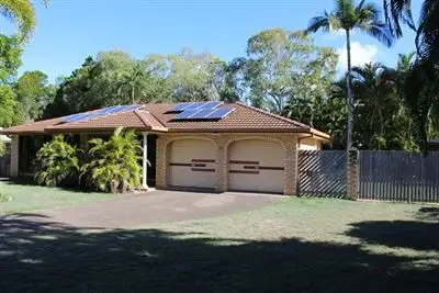 10 Sunset Beach Court, Shoal Point QLD