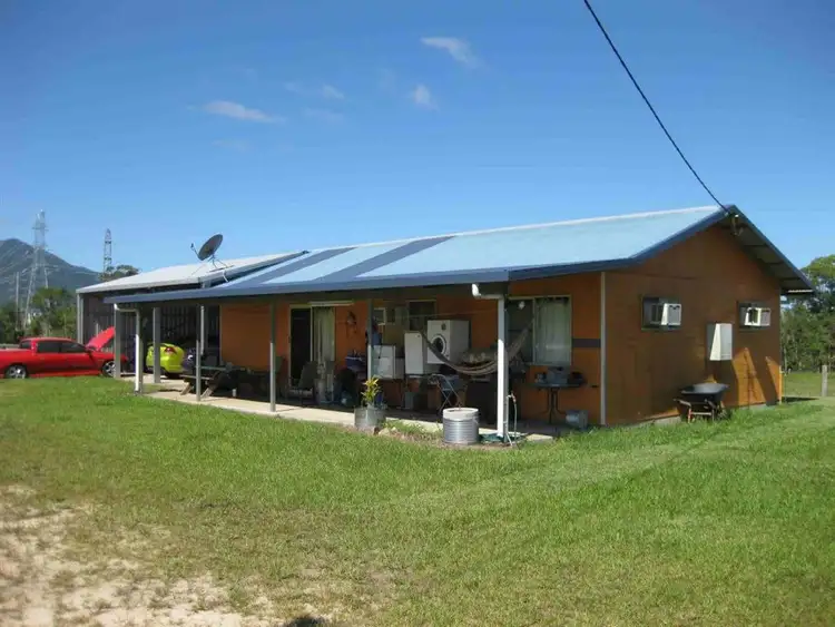 37 Sandy Creek Road, Tully QLD 4854