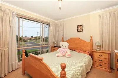 Sixth view of Homely house listing, 1 Varga Close, Mill Park VIC 3082