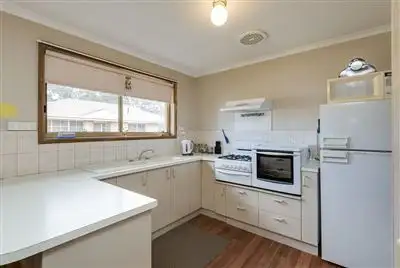 Fifth view of Homely unit listing, 10/10 Lemnian Court, Langwarrin VIC 3910