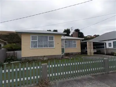 34 Coroneagh Street, Penguin TAS 7316