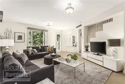 10/6 Wellington Crescent, East Melbourne VIC 3002