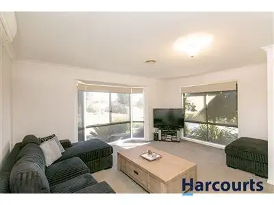 Second view of Homely house listing, 9 Cameron Court, Drouin VIC 3818