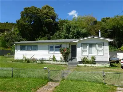 19 Elliott St, Queenstown TAS