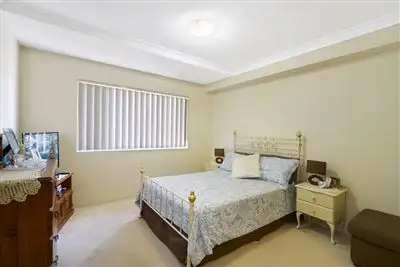 Fifth view of Homely unit listing, 8/41 Woodhouse Drive, Ambarvale NSW 2560