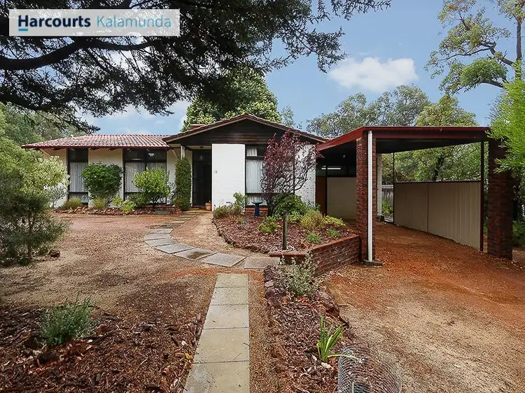 15 Patricia Road, Kalamunda WA 6076