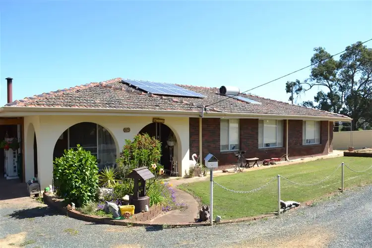 68 Robinson Street, Gingin WA 6503